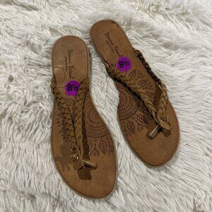 Donna Trend thong Sandals boho 8.5 Made in Italy Leather NWOT